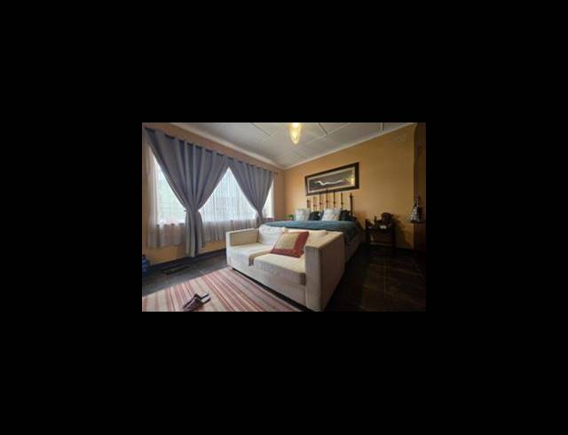 4 BEDROOM HOUSE FOR SALE IN FLORENTIA